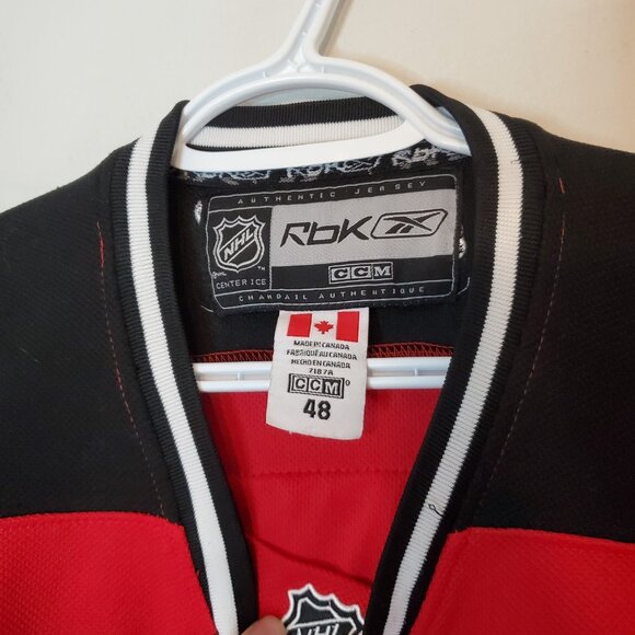 New Jersey Devils Brodeur NHL Reebok Jersey Red Size 48 M/L - Picture 5 of 9